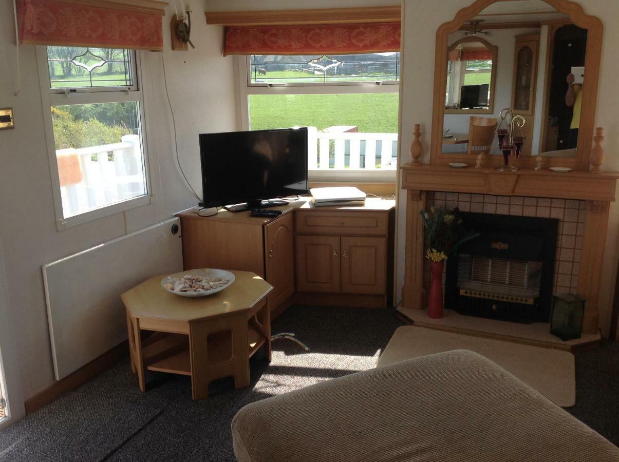 Apartmán Criw Bach Static Caravan Bryncroes Exteriér fotografie